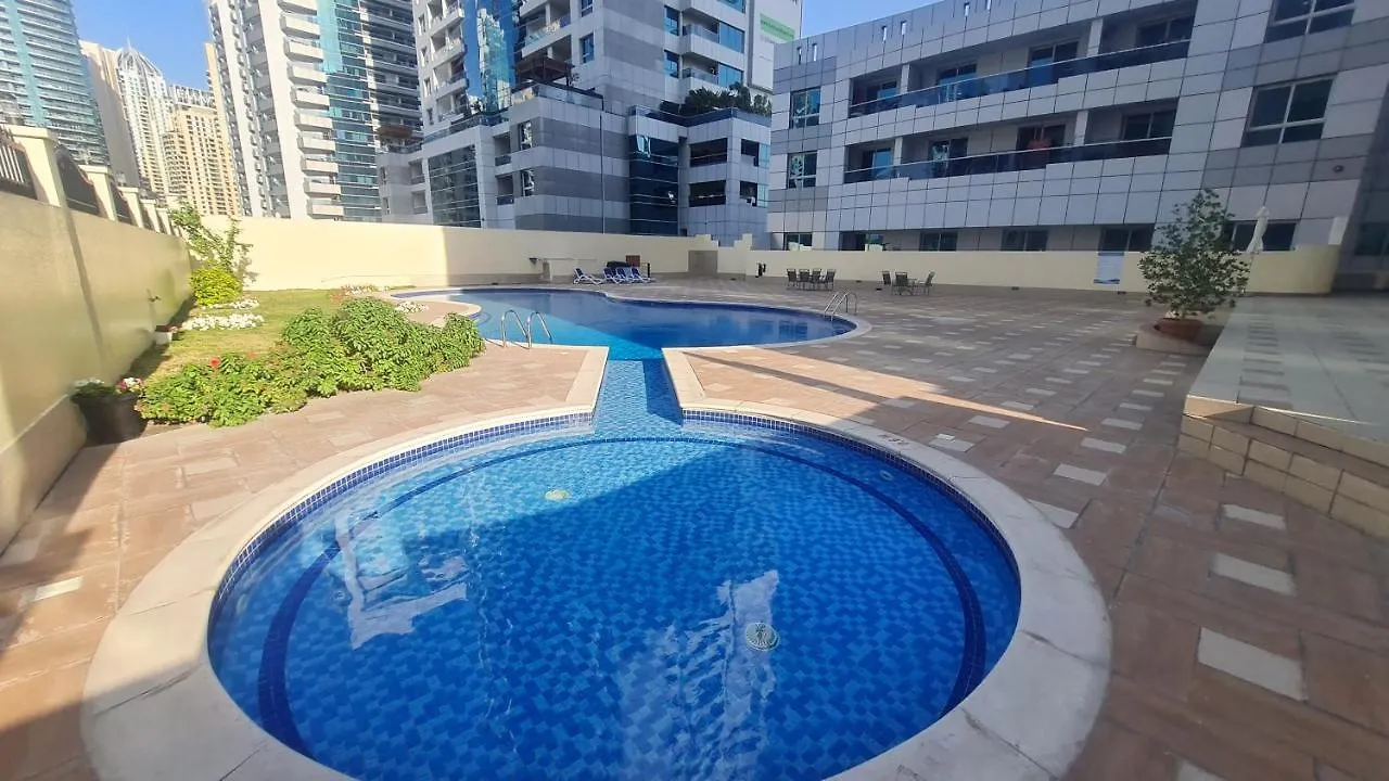Yellow Studio Apt 511 Hotel In Marina Diamond One Dubaj