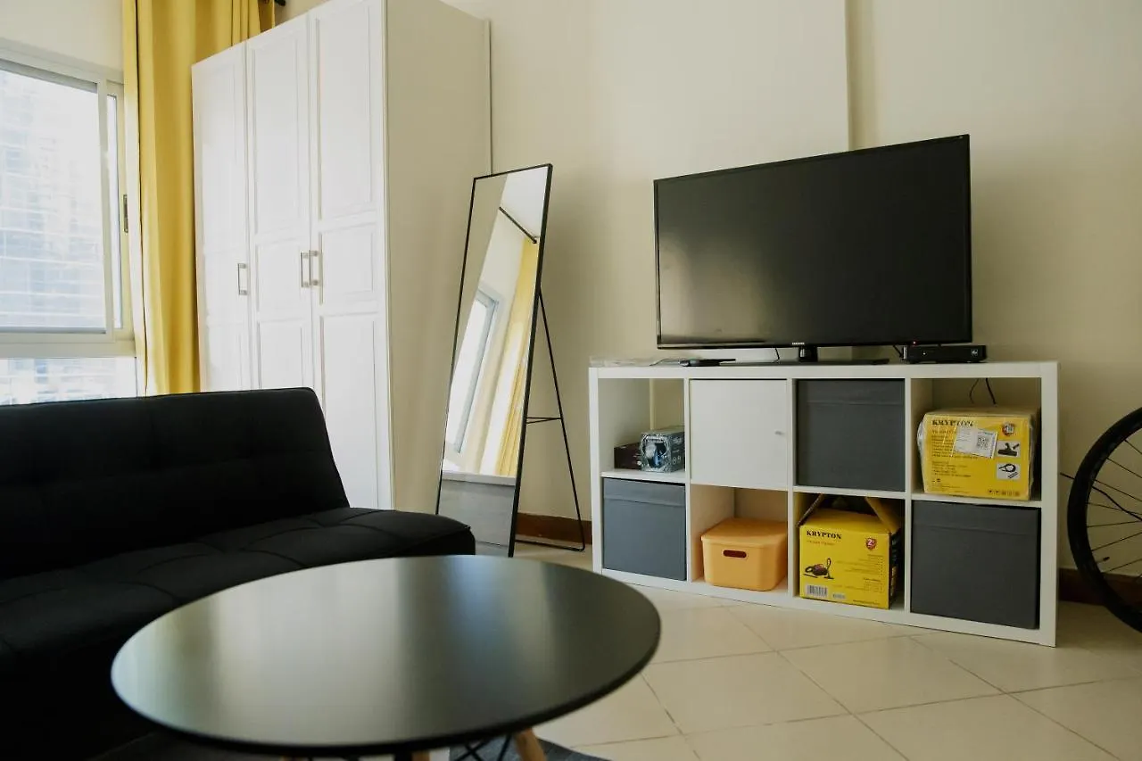 Yellow Studio Apt 511 Hotel In Marina Diamond One Dubaj Egyesült Arab Emírségek